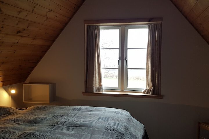 Room 14 of 93