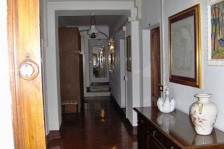 Ballroom/Hall 13 of 33