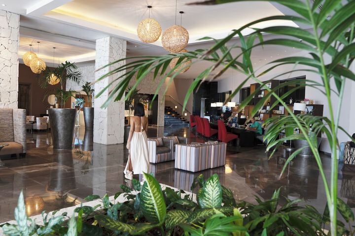 Hotel Interior 7 of 87