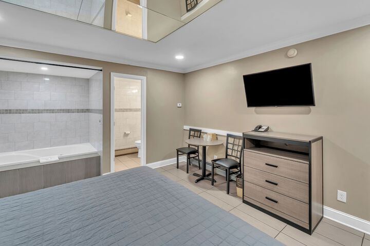 Room 7 of 29