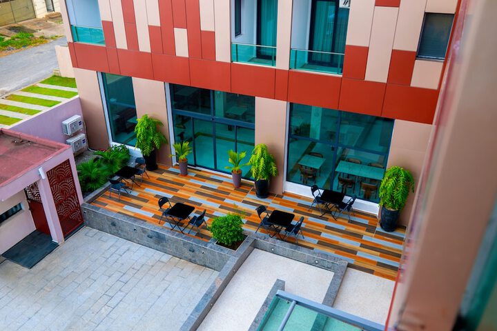 Terrace/Patio 8 of 13