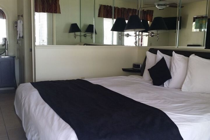 Room 5 of 45