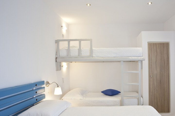 Room 22 of 51