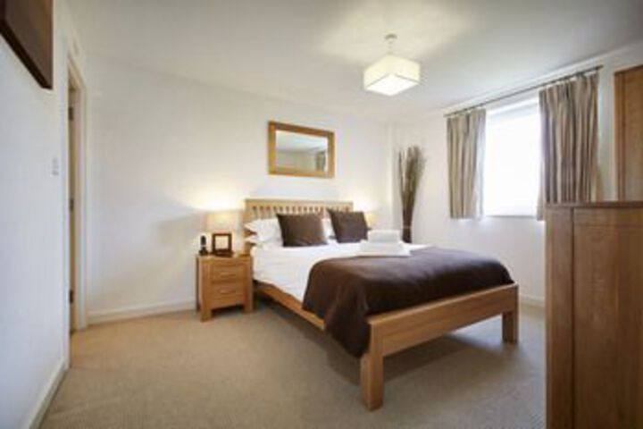 Room 8 of 19