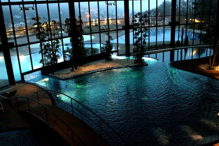 Hotel Pool
