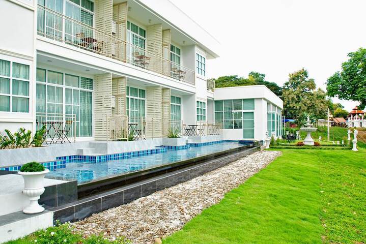 Pua De View Boutique Resort