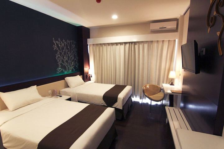 Room 17 of 52