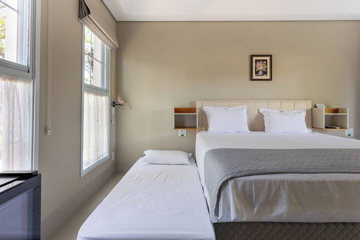 Room 15 of 218