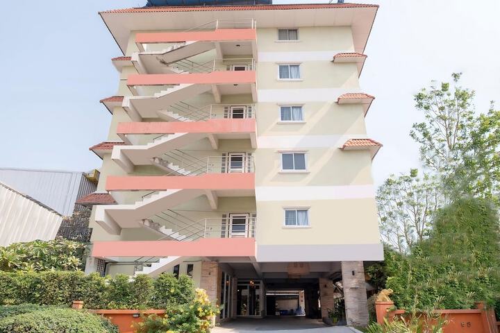 Exterior Photo