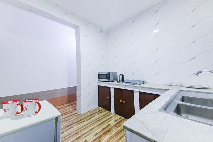 Room 32 of 47