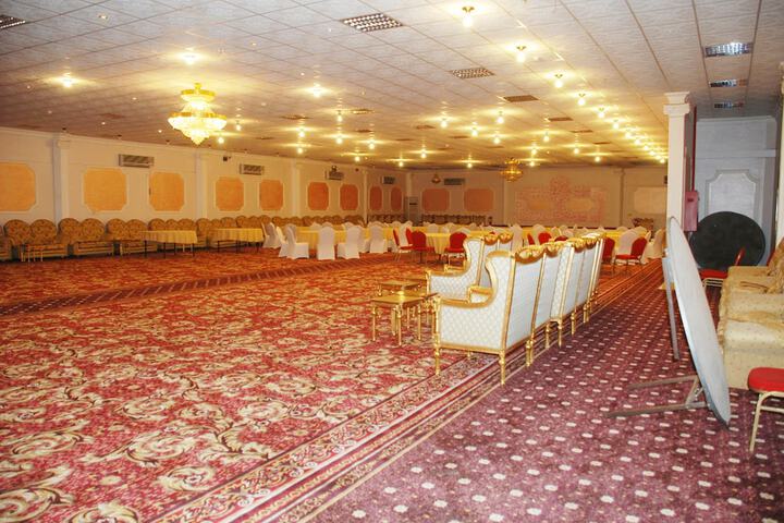 Ballroom/Hall 44 of 63