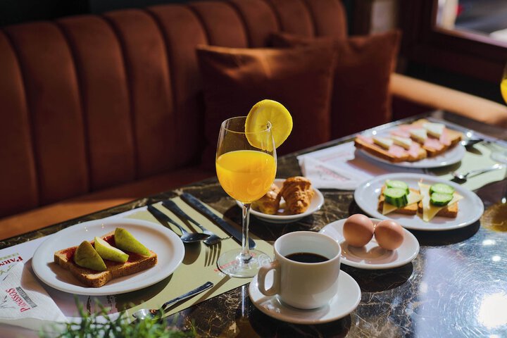 Breakfast/Coffee Service 92 of 115