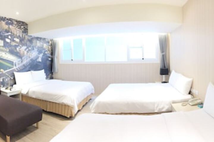 Room 30 of 59