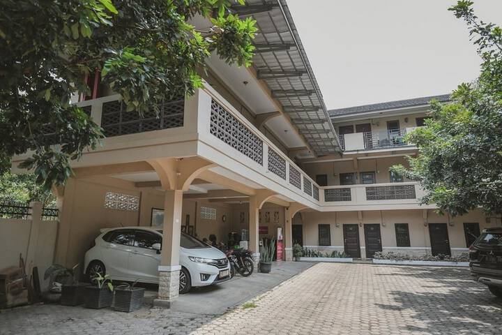 Exterior of RedDoorz Syariah near Jamtos Jambi 2