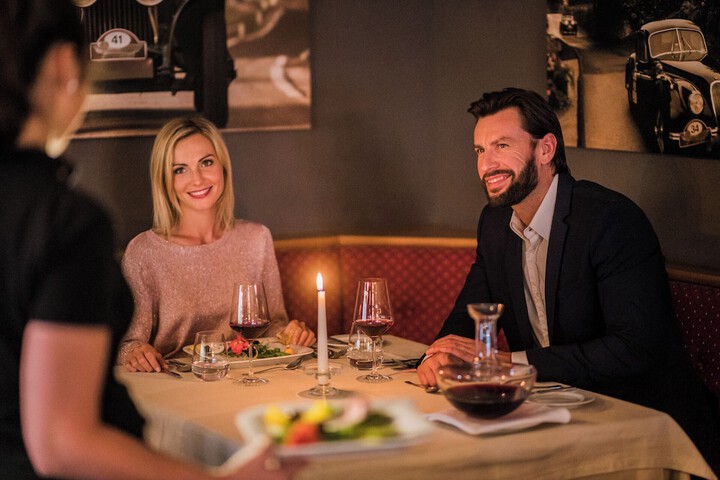 Dining 81 of 102