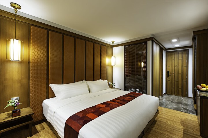Room 6 of 41