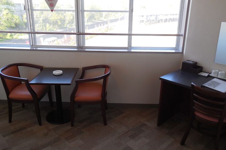 Room 12 of 28
