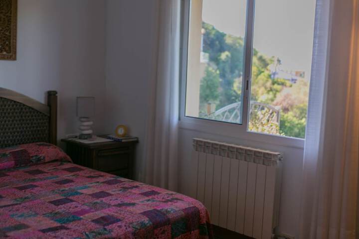 Room 3 of 29