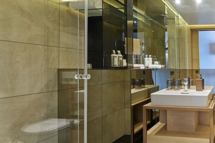 Bathroom Interior Photo