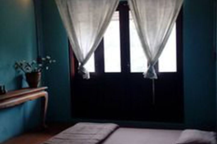 Room 5 of 19