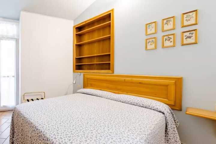Room 17 of 68