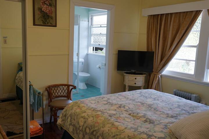Room 8 of 63