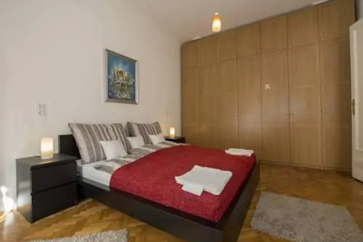 Room 2 of 15