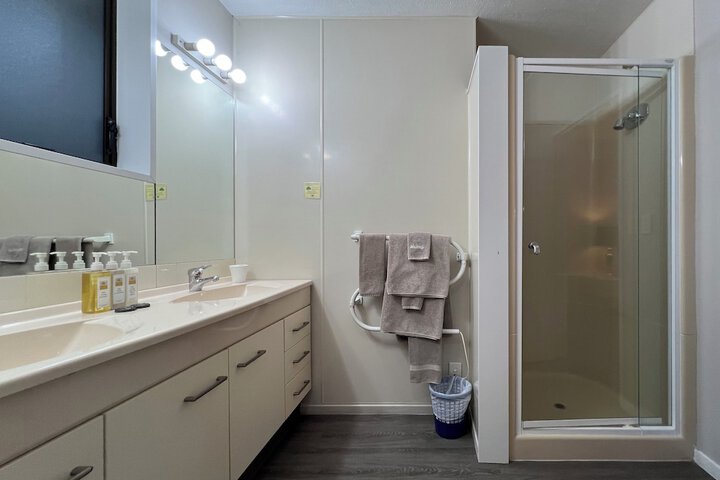 Room 41 of 50