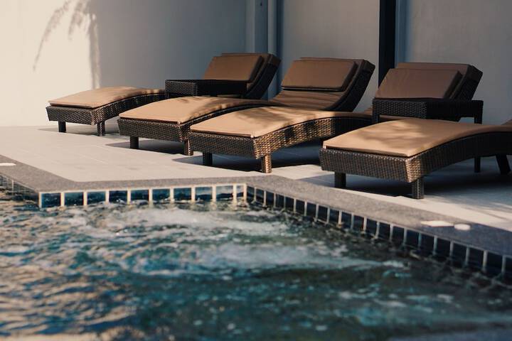 Pool 42 of 54