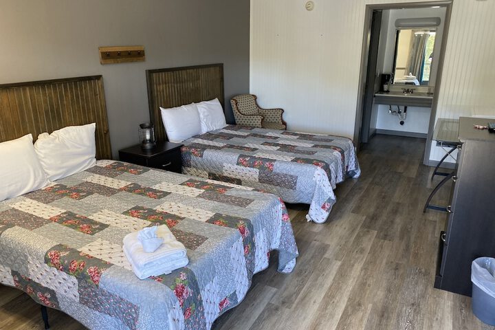 Room 21 of 96