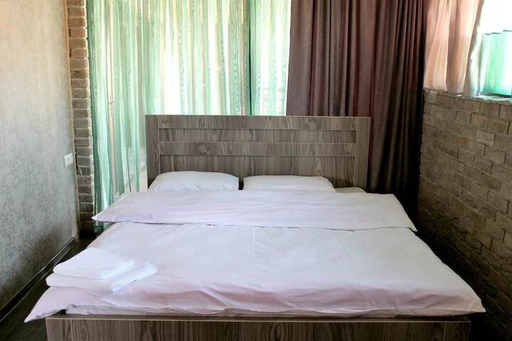 Room 30 of 54