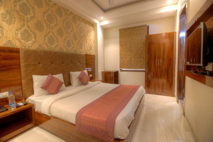 Room 21 of 60