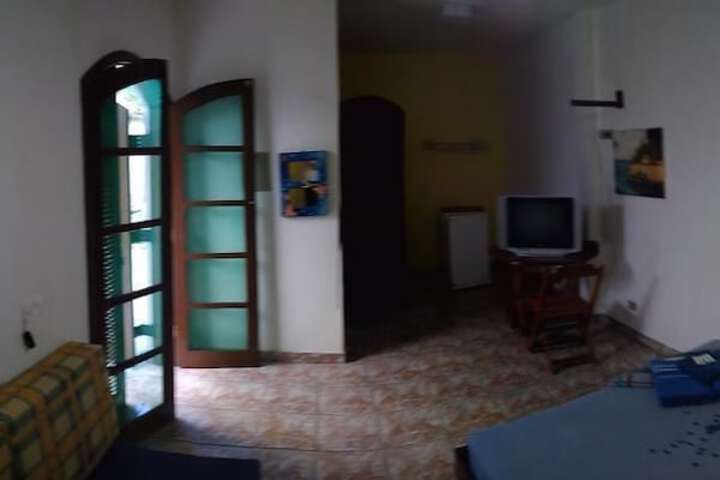 Room 17 of 27