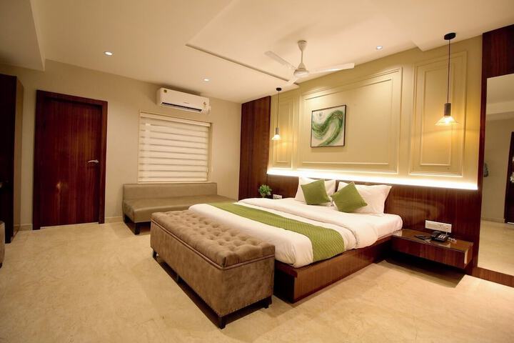 Room 22 of 45