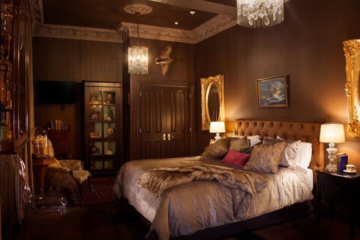 Room 2 of 54