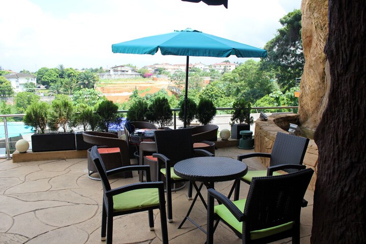 Terrace/Patio 45 of 47