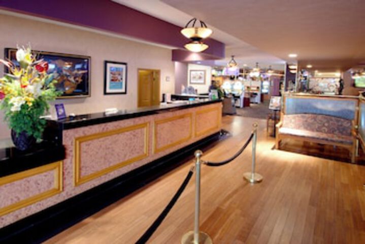 Hotel Interior 4 of 138