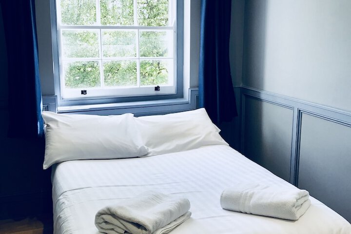 Room 15 of 71
