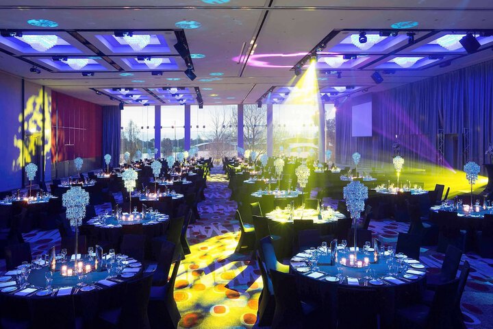 Ballroom/Hall 63 of 82