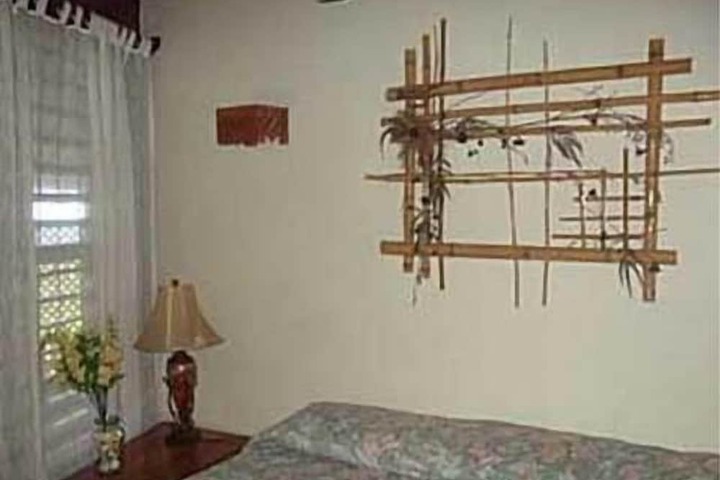 Room 36 of 98