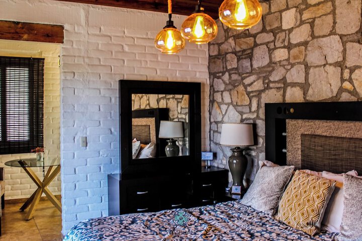 Room 21 of 205