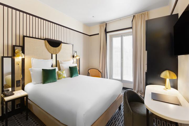 Room 42 of 138