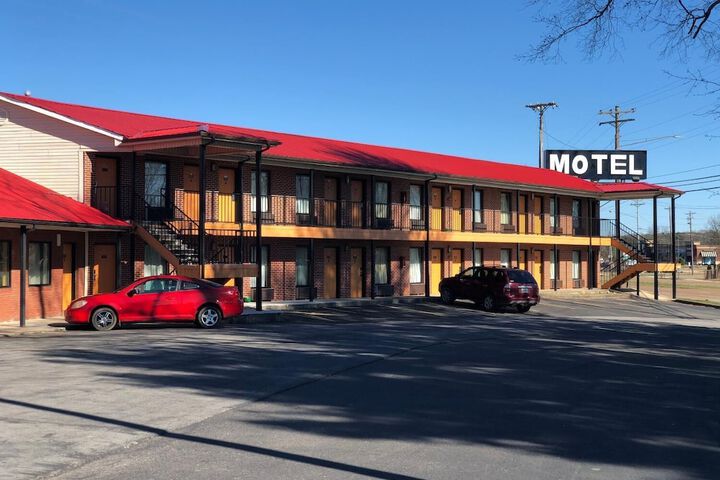 Hotel 16 of 17