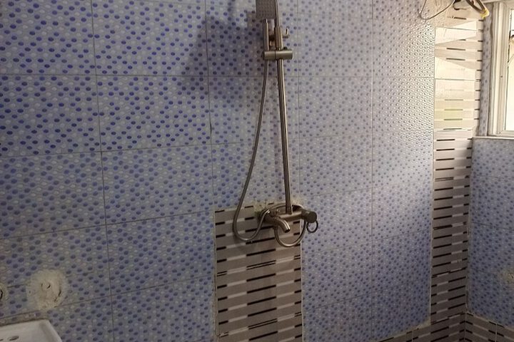 Room 13 of 20