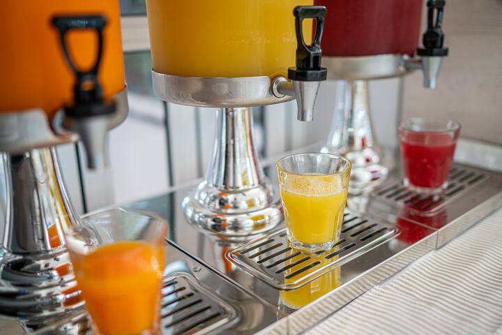 Breakfast/Coffee Service 27 of 52