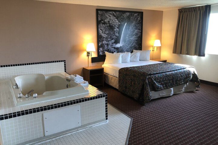 Room 8 of 52