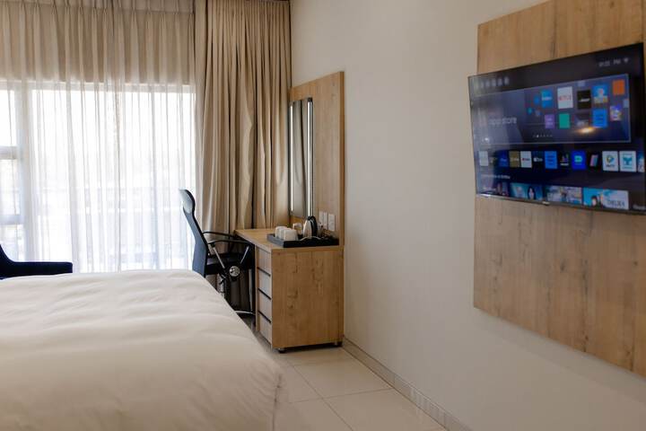 Room 15 of 39