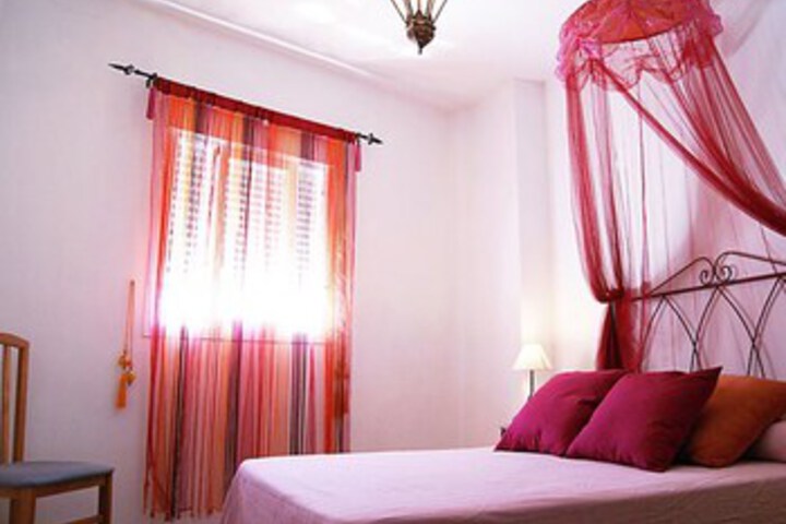 Room 5 of 11
