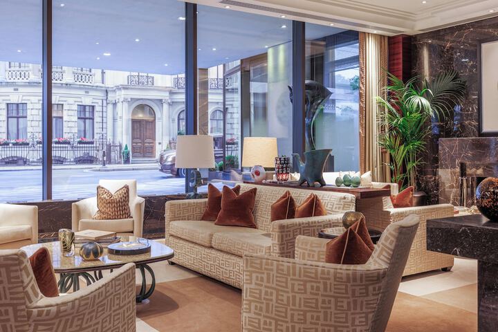 Guest Lobby