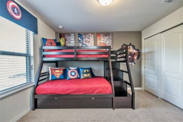 Room 52 of 65